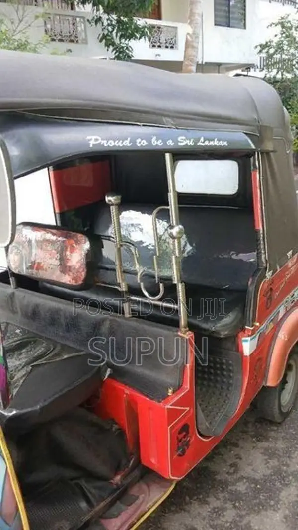 Bajaj 2000