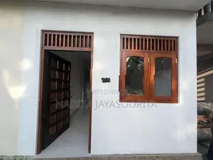 Kadawatha Ground Floor House for Rent