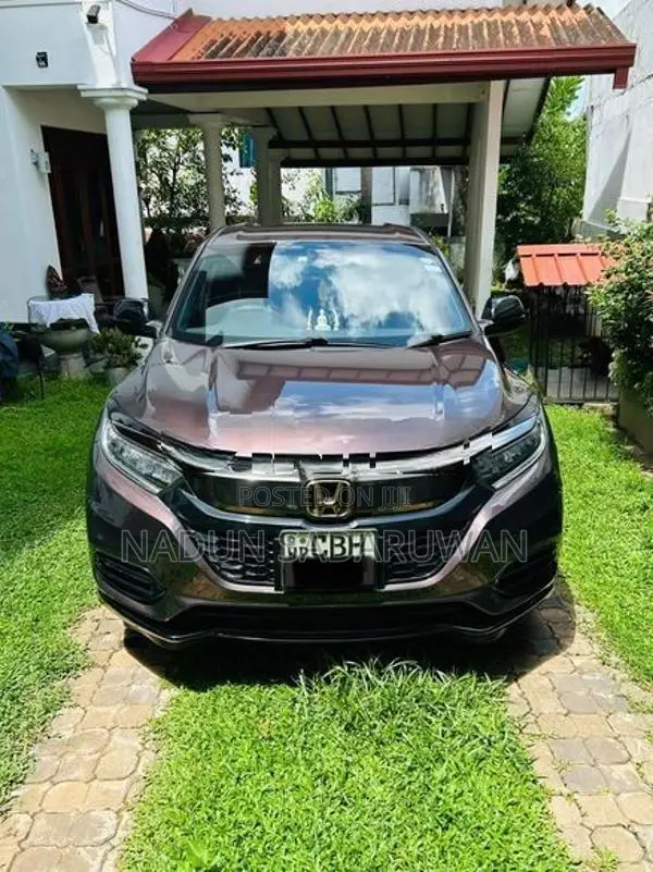 Honda Vezel RS Full Option 2018