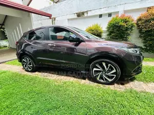 Honda Vezel RS Full Option 2018