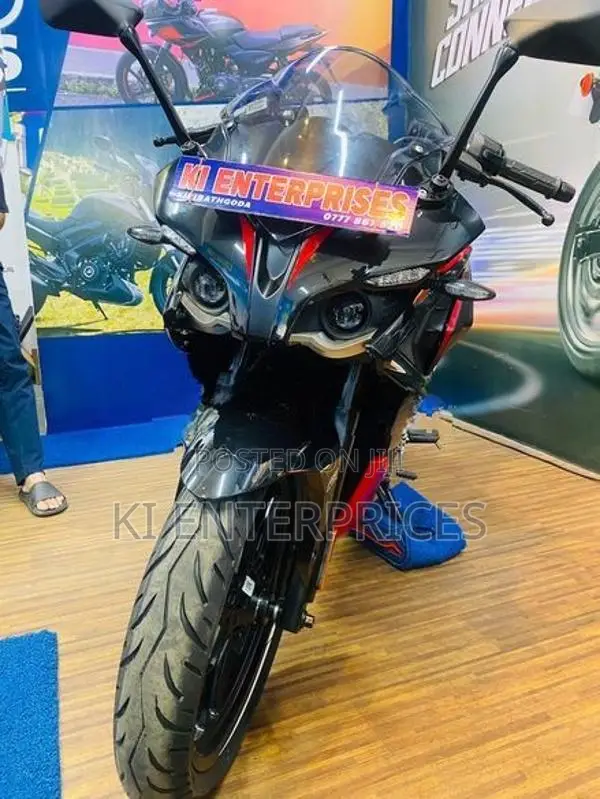 Bajaj Pulsar RS200 2026