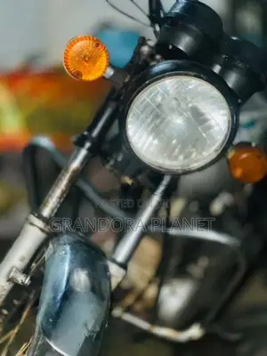 Bajaj Boxer 2000