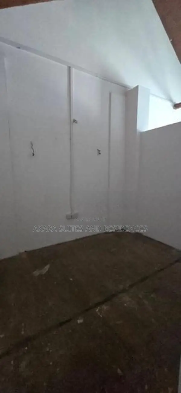 2,000 Sq.ft - Commercial Building for Sale CP48024 Colombo 02