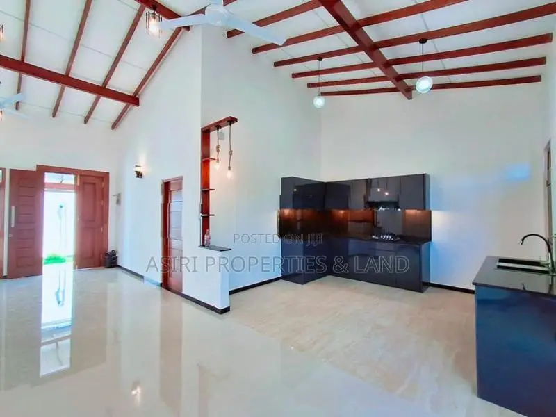 Single Story New House for sale in Piliyandala Madapatha Rd
