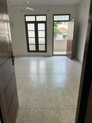 7,500 Sq.ft - Commercial House for Sale CP52236