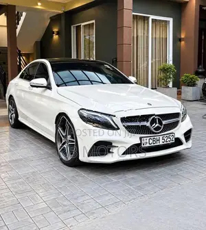 Mercedes Benz C200 AMG Premium Plus 2018