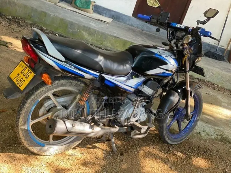 Bajaj CT100 2024