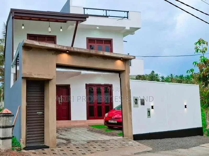 Architecture Design Luxury House for Sale in Kottawa Siddamulla
