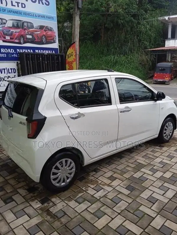 Daihatsu Mira L E:S SA3 2026