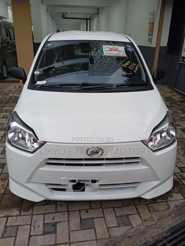 Daihatsu Mira L E:S SA3 2026