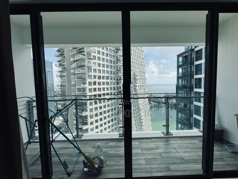 Capital twin peak 2BR Apartment for Rent in Colombo 2 - EA972