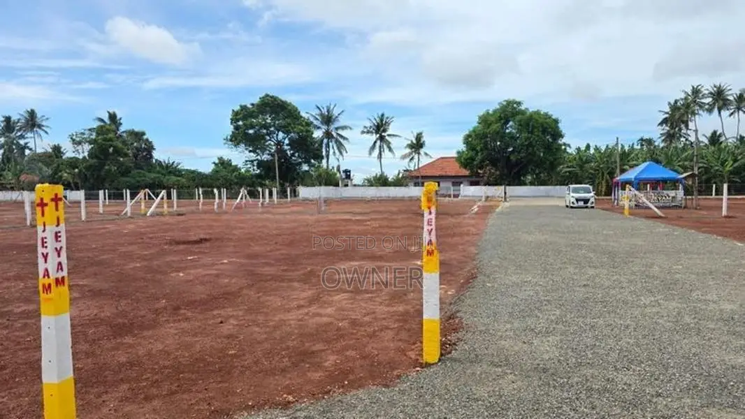 Land Sale In Jaffna/ யாழில் காணி விற்பனைக்கு