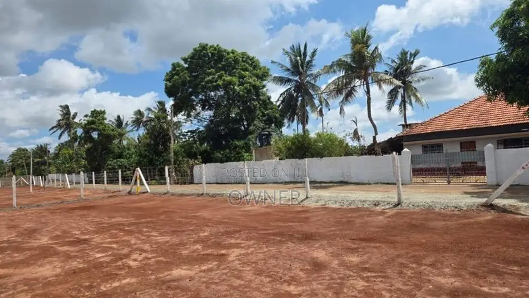 Land Sale In Jaffna/ யாழில் காணி விற்பனைக்கு