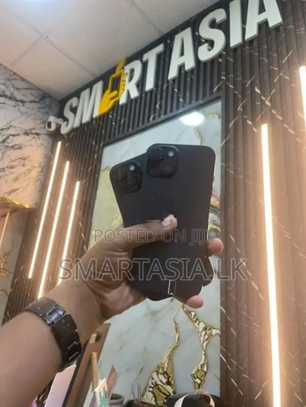 Apple iPhone 15 128GB (Used)
