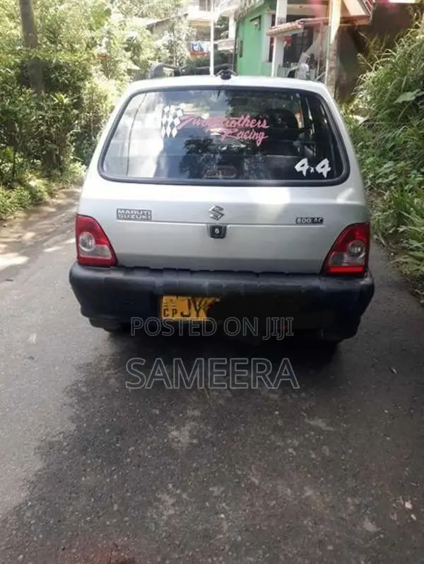 Maruti Suzuki 800 2005