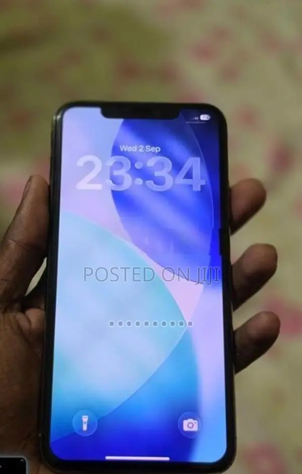 Apple iPhone 11 Pro Max (Used)