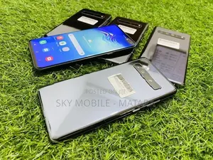 Samsung Galaxy S10 5G 8GB / 256GB (Used)