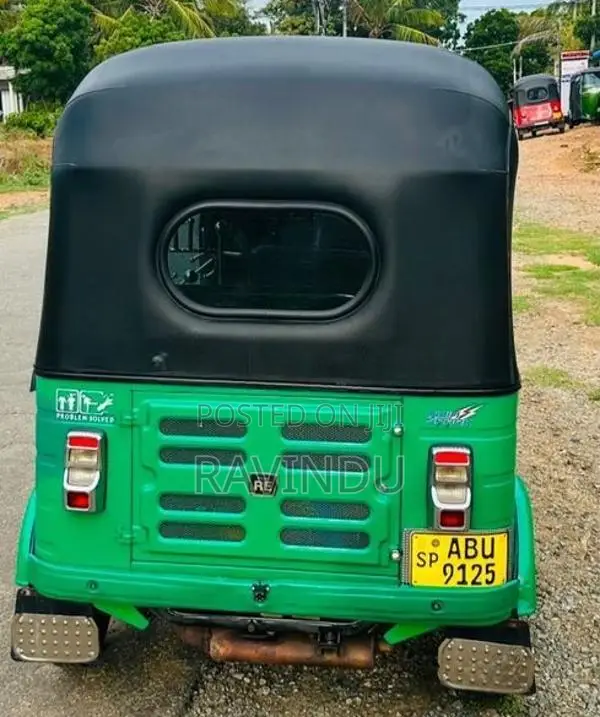 Bajaj RE Three Wheeler 2020