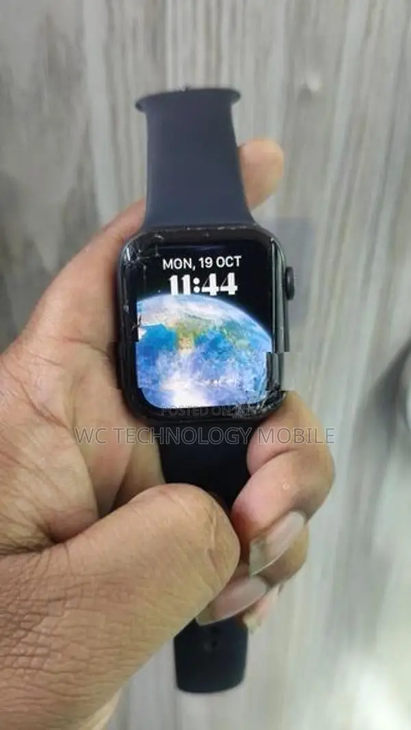 Apple iWatch Series 5 Aluminum