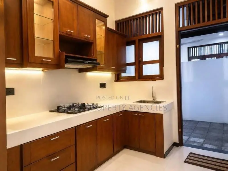 Brand New House For Sale In Athurugiriya