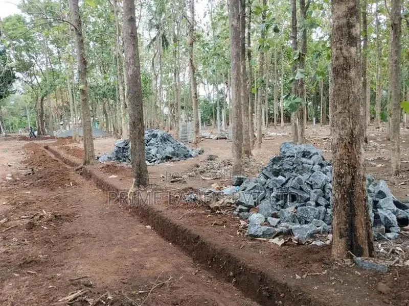අනුරාධපුර සාලියමාවතෙන් සින්නක්කර බිම්කොටස්