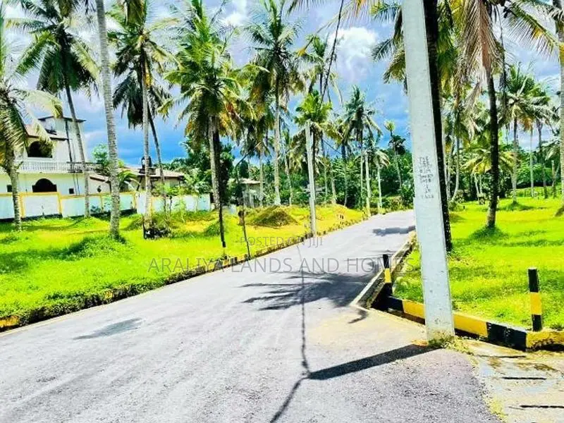 Land for Sale in Homagama