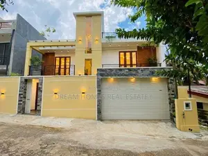 Modern Luxury House For Sale IN Athurugiriya