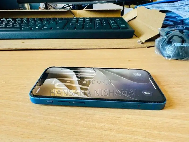 Apple iPhone 13 mini (Used)