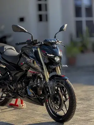 Bajaj Pulsar N160 Premium 2026