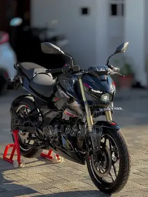 Bajaj Pulsar N160 Premium 2026