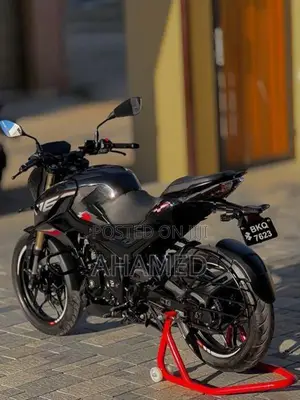 Bajaj Pulsar N160 Premium 2026