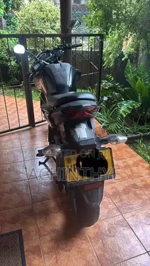 Honda CB Hornet 160R 2017
