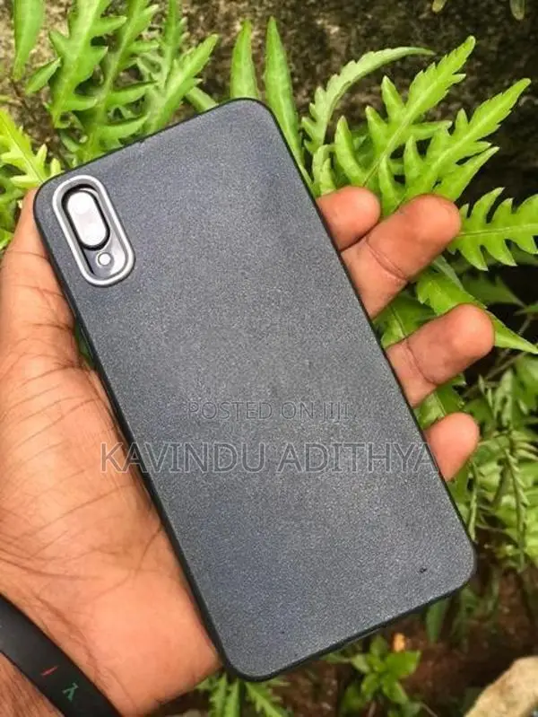 Vivo Y1s 6GB 128GB (Used)