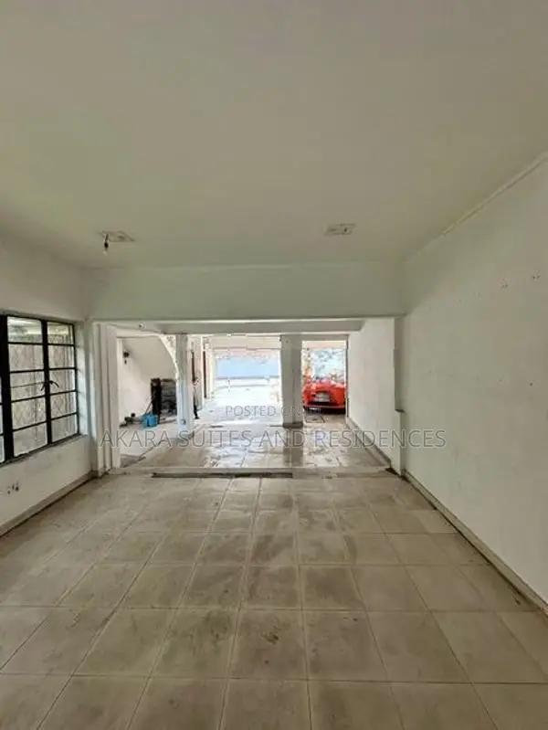 3,000 Sq.ft - Commercial Building for Sale CP43671 Colombo 08