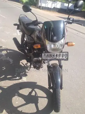 Bajaj Platina 100 2011