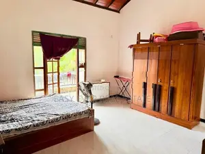 වැල්ලම්පිටිය ජය මාවතෙන් දෙමහල් නිවසක් KK In Wellampitiya