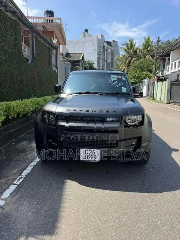 Land Rover Defender HSE 2026