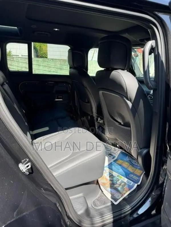 Land Rover Defender HSE 2026