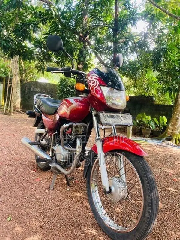 Bajaj CT100 2005