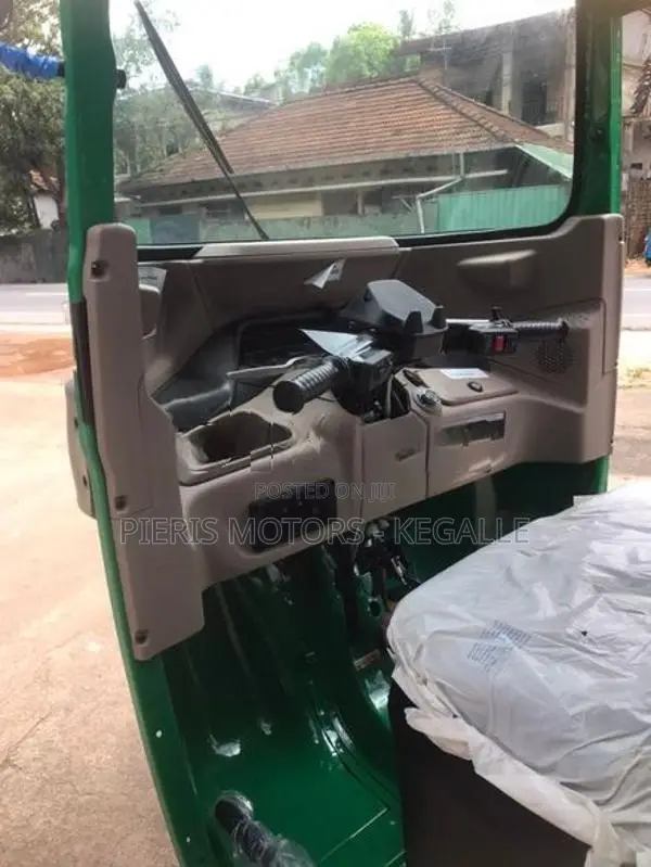 Bajaj RE Brand New 2026