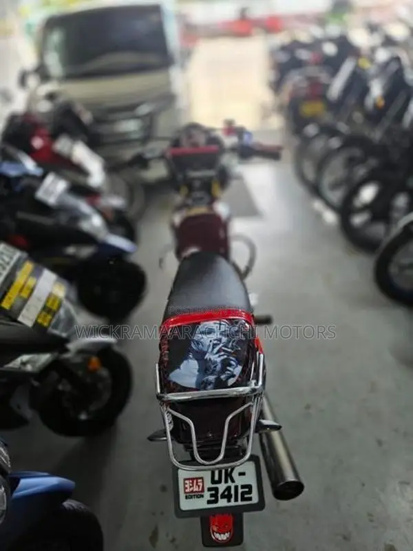 Bajaj CT100 2009