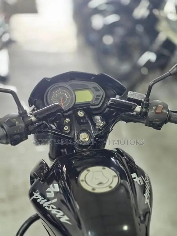 Bajaj Pulsar 135 2012