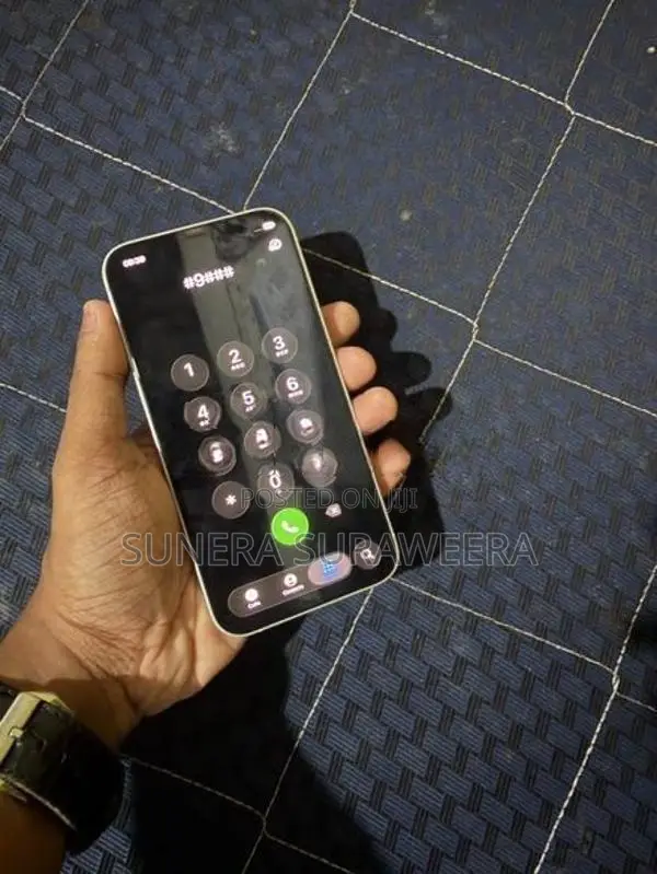 Apple iPhone 12 (Used)