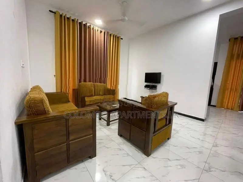 Dehiwala 2-Bedroom Furnished Apartment For Long-Term Rental – CSM101