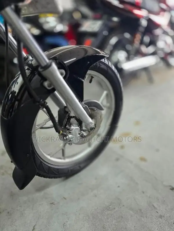 Bajaj Discover 125 2017