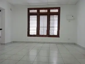 Two-Storey Property For Rent – Ideal Office Use IN Colombo 05