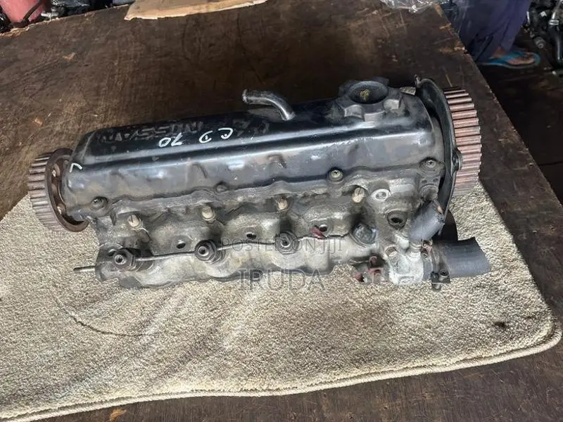 Nissan CD 17 Head