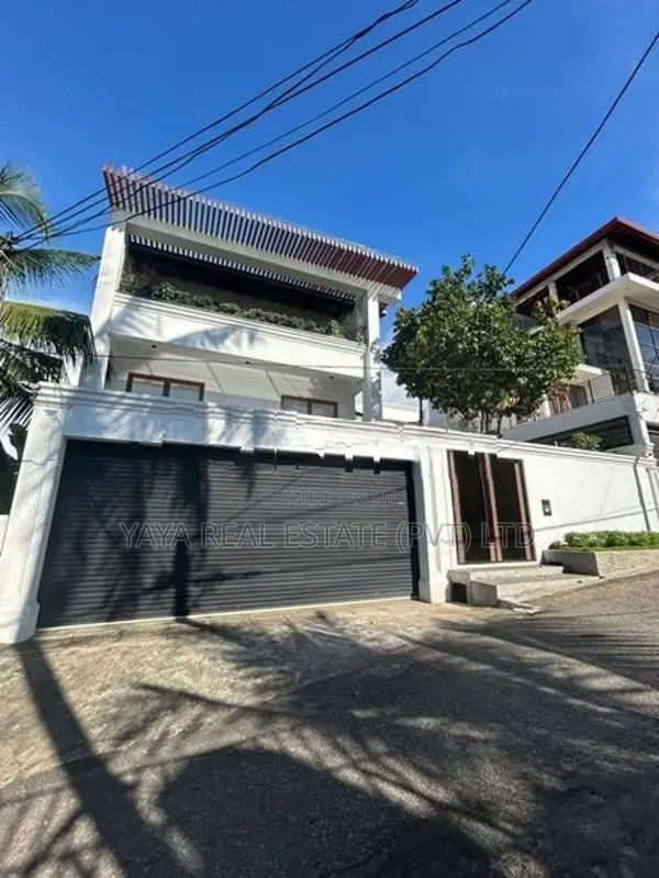 Luxury House For Sale IN Pitakotte Kotte