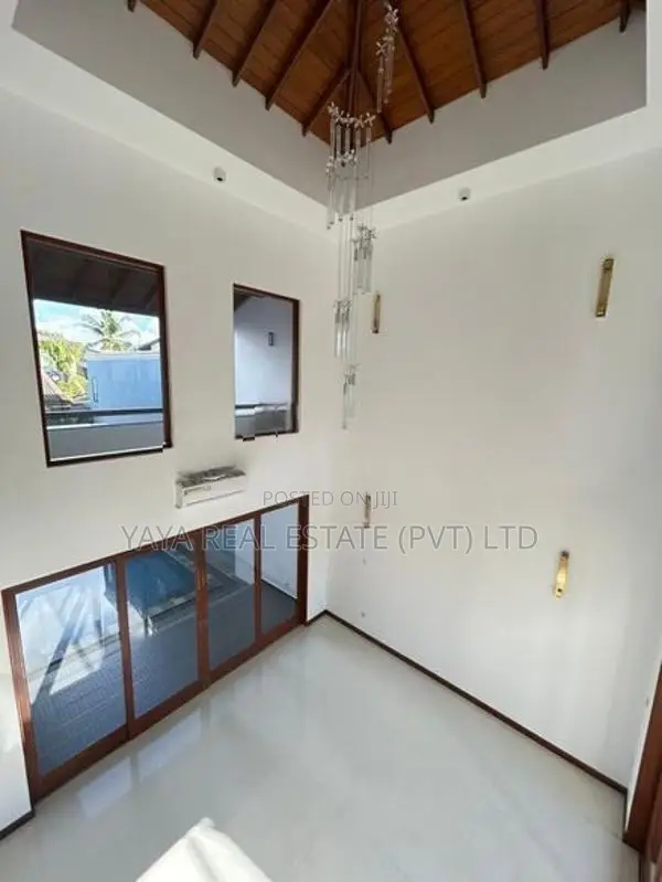 Luxury House For Sale IN Pitakotte Kotte