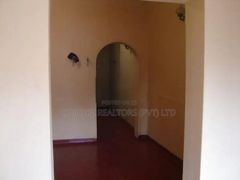 Commercial Property For Sale IN The Heart OF Panadura Town